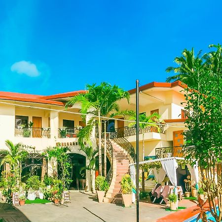 Ladolcevita Inland Resort カバッドバラン エクステリア 写真